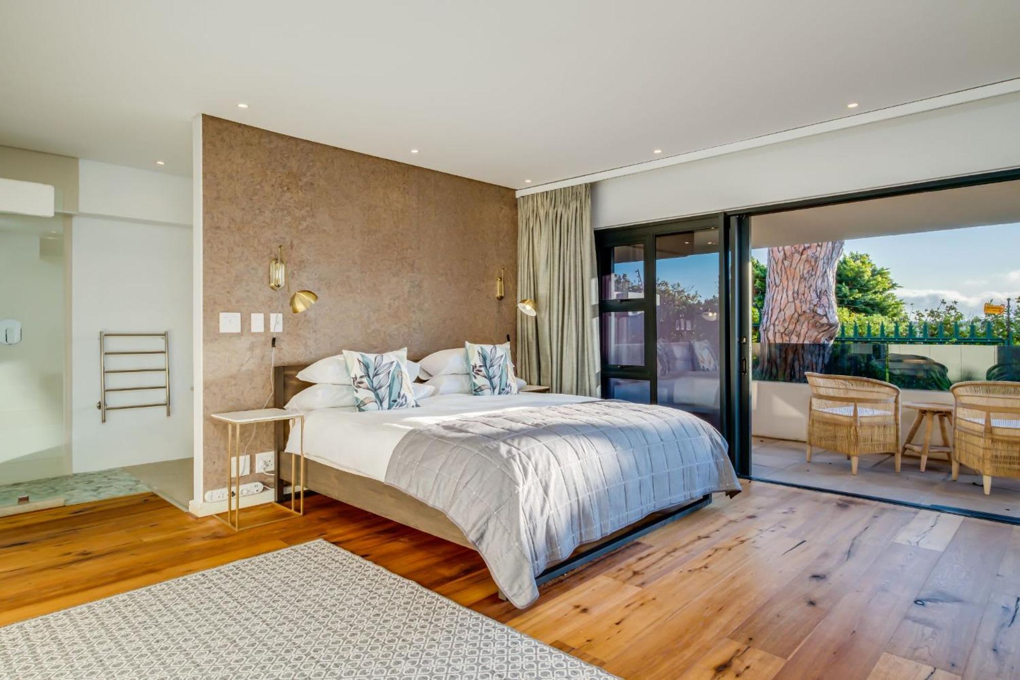 Ocean Pearl * Cape Town